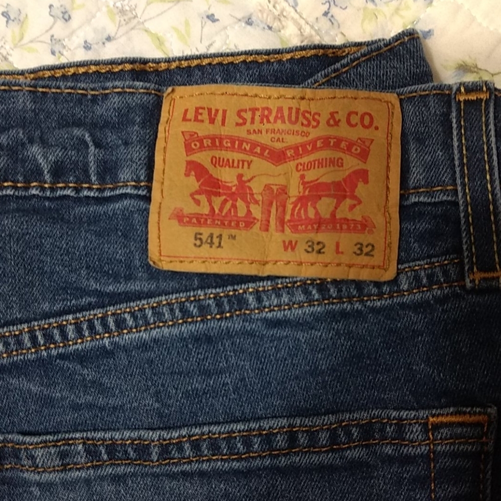 Men's Levi jeans